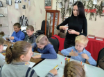 Дети изучали деревянное зодчество